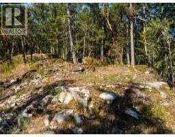 370/400 Baker Rd, Salt Spring, BC V8K2N5 Photo 45