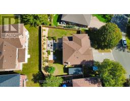 4 Simmons Crescent, Aurora, ON L4G6B4 Photo 44