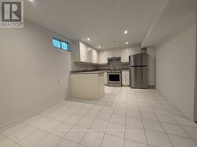 LOWER - 66 FOUNDRY CRESCENT, Markham (Raymerville) — photo 2