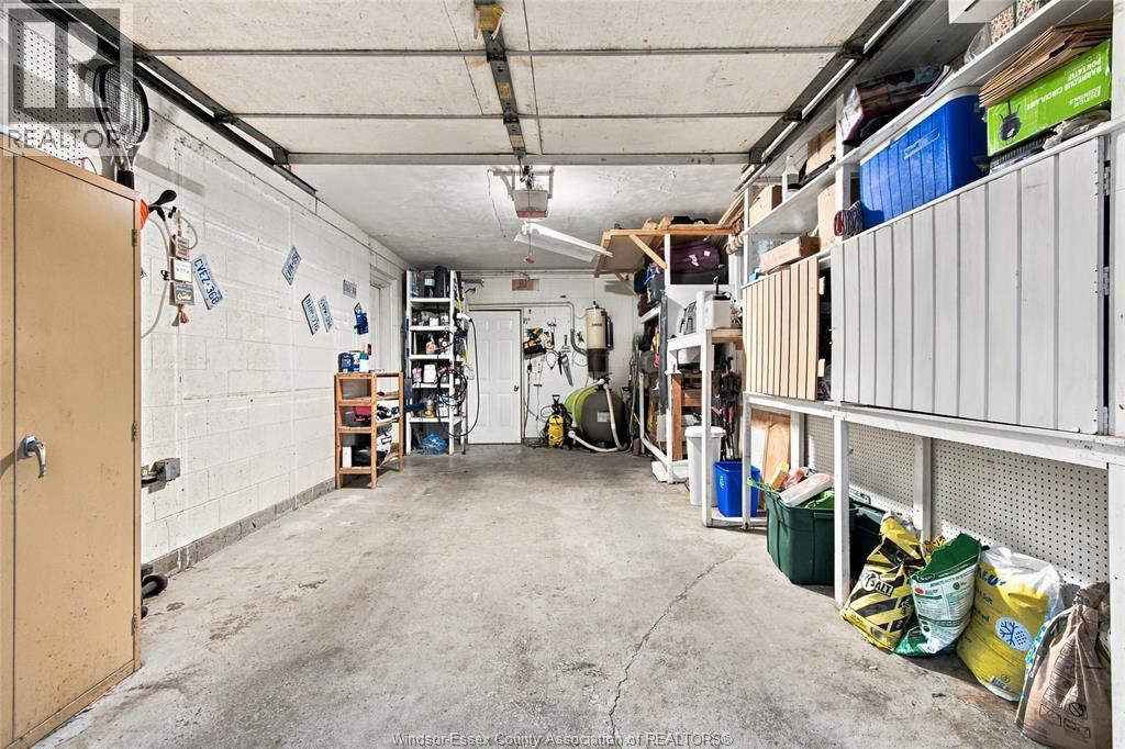 2547 RIVARD AVENUE - 34