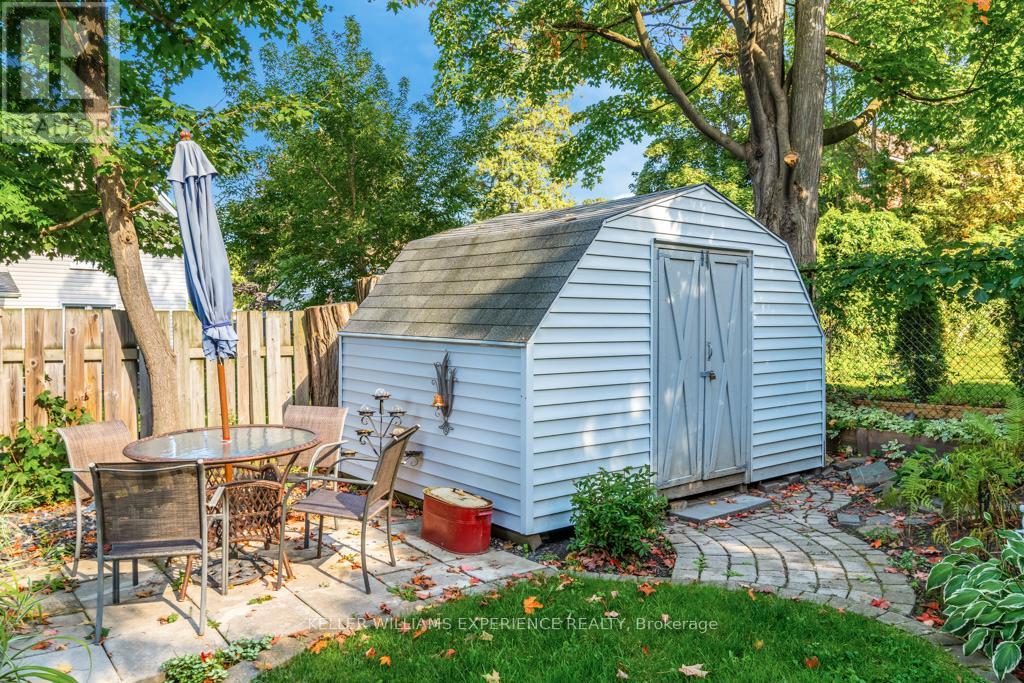 639 DOMINION AVENUE - 21