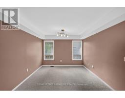 19 Mossgrove Crescent, Brampton, ON L7A3E6 Photo 12