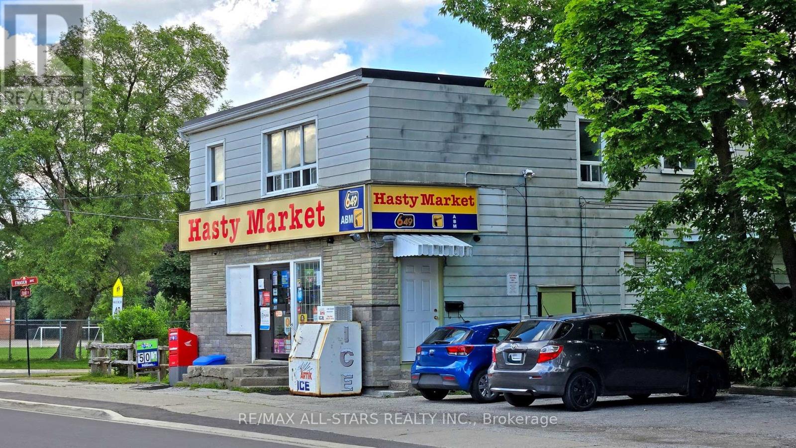 88 ELLIOTT STREET, Brampton (Downtown Brampton) — photo 4