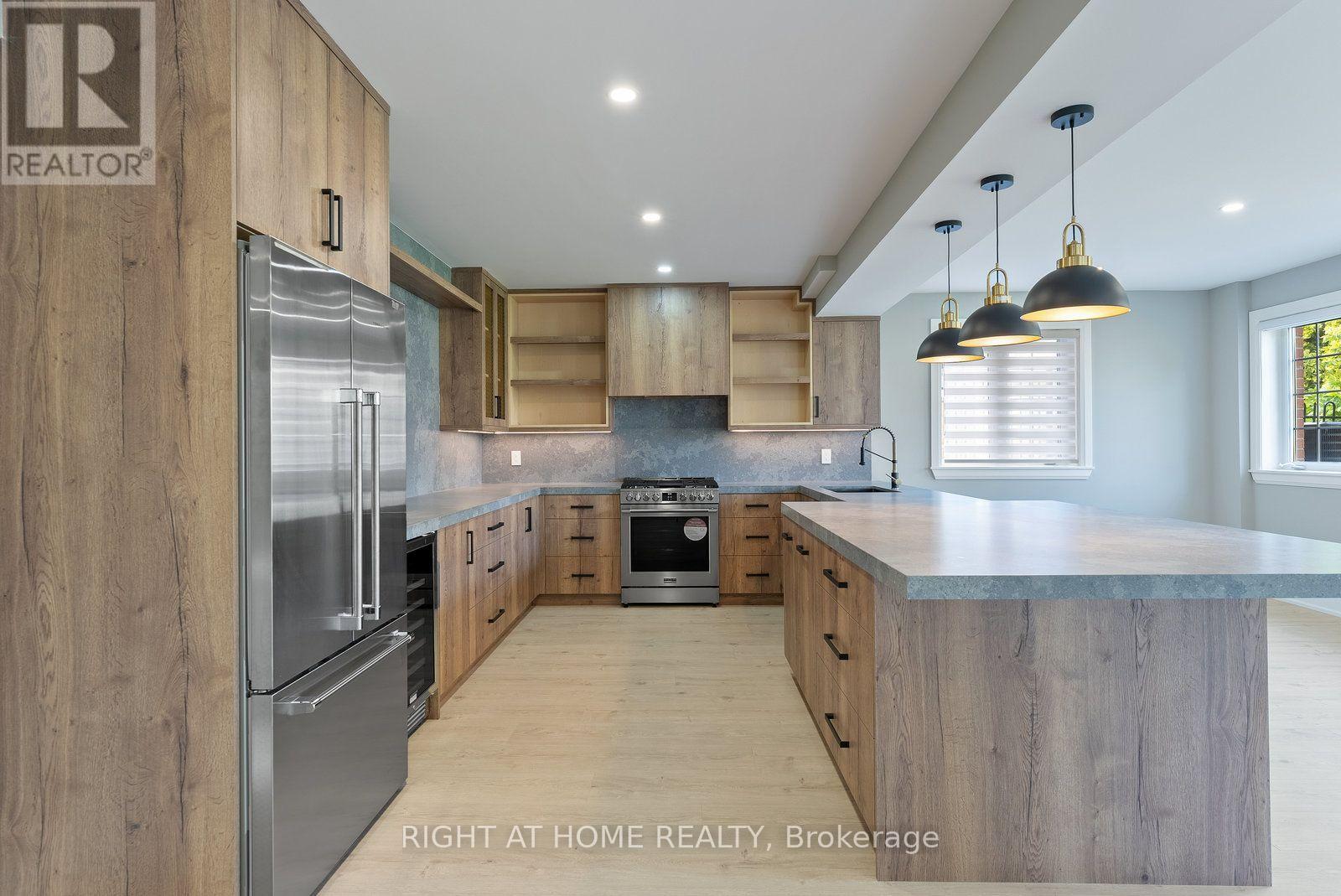 10 RIVERWOOD TERRACE, Caledon (Bolton East) — photo 11