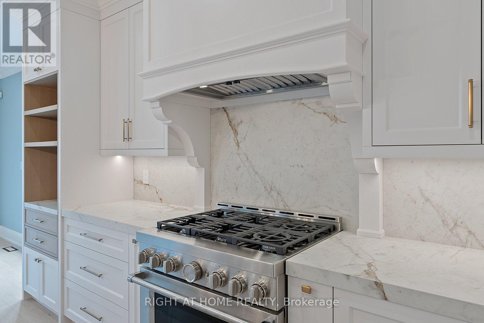10 RIVERWOOD TERRACE, Caledon (Bolton East) — photo 3
