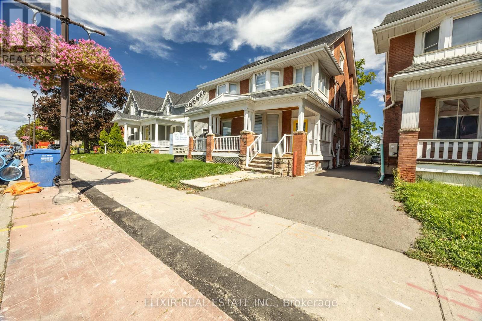 202 MAIN STREET N, Brampton (Downtown Brampton) — photo 4