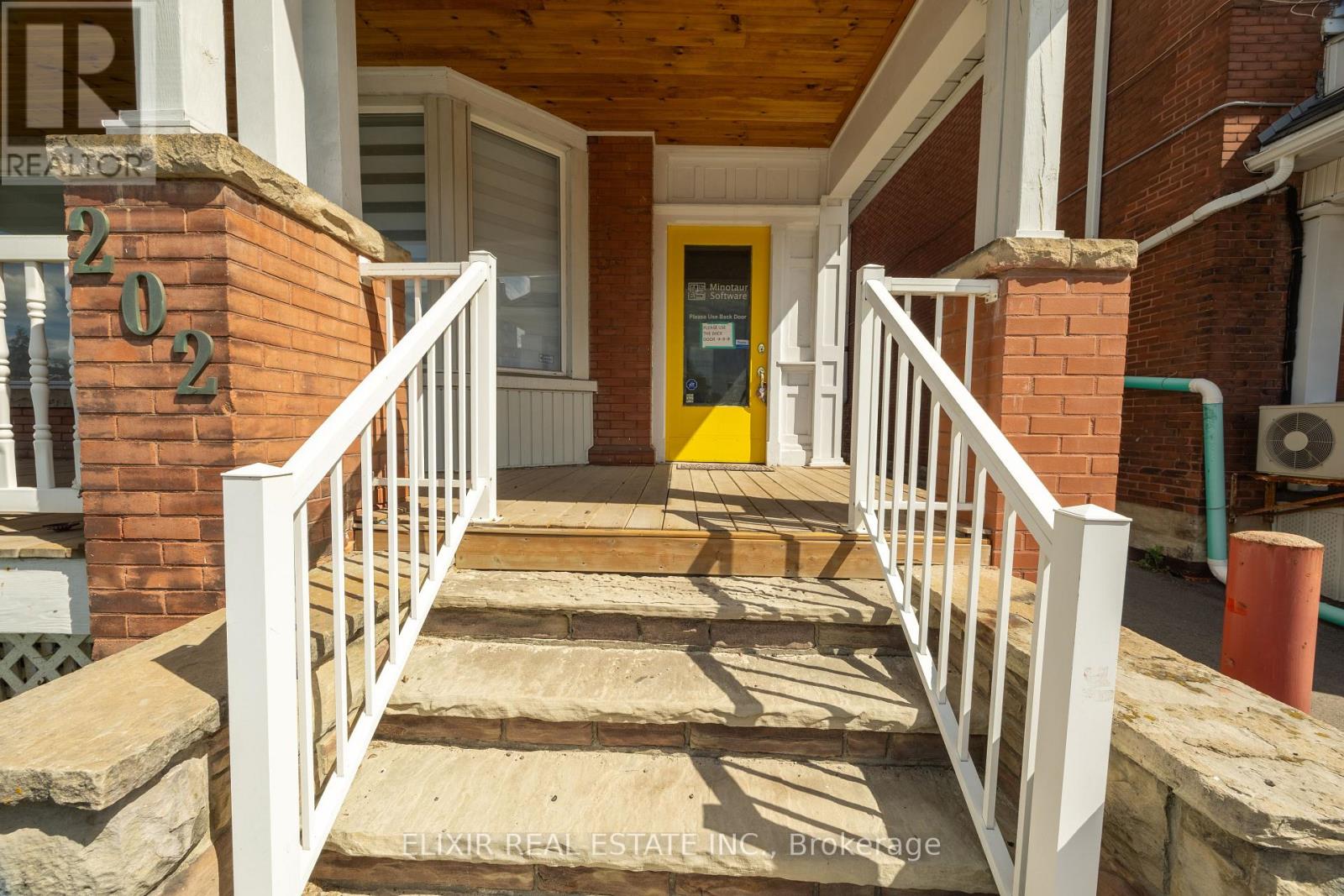 202 MAIN STREET N, Brampton (Downtown Brampton) — photo 6