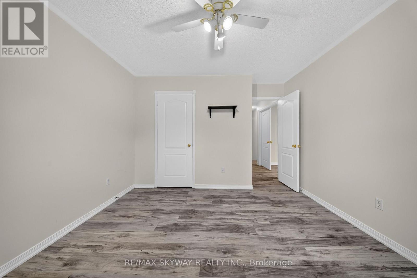 7 MADRONNA GARDENS, Brampton (Fletcher's Meadow) — photo 11