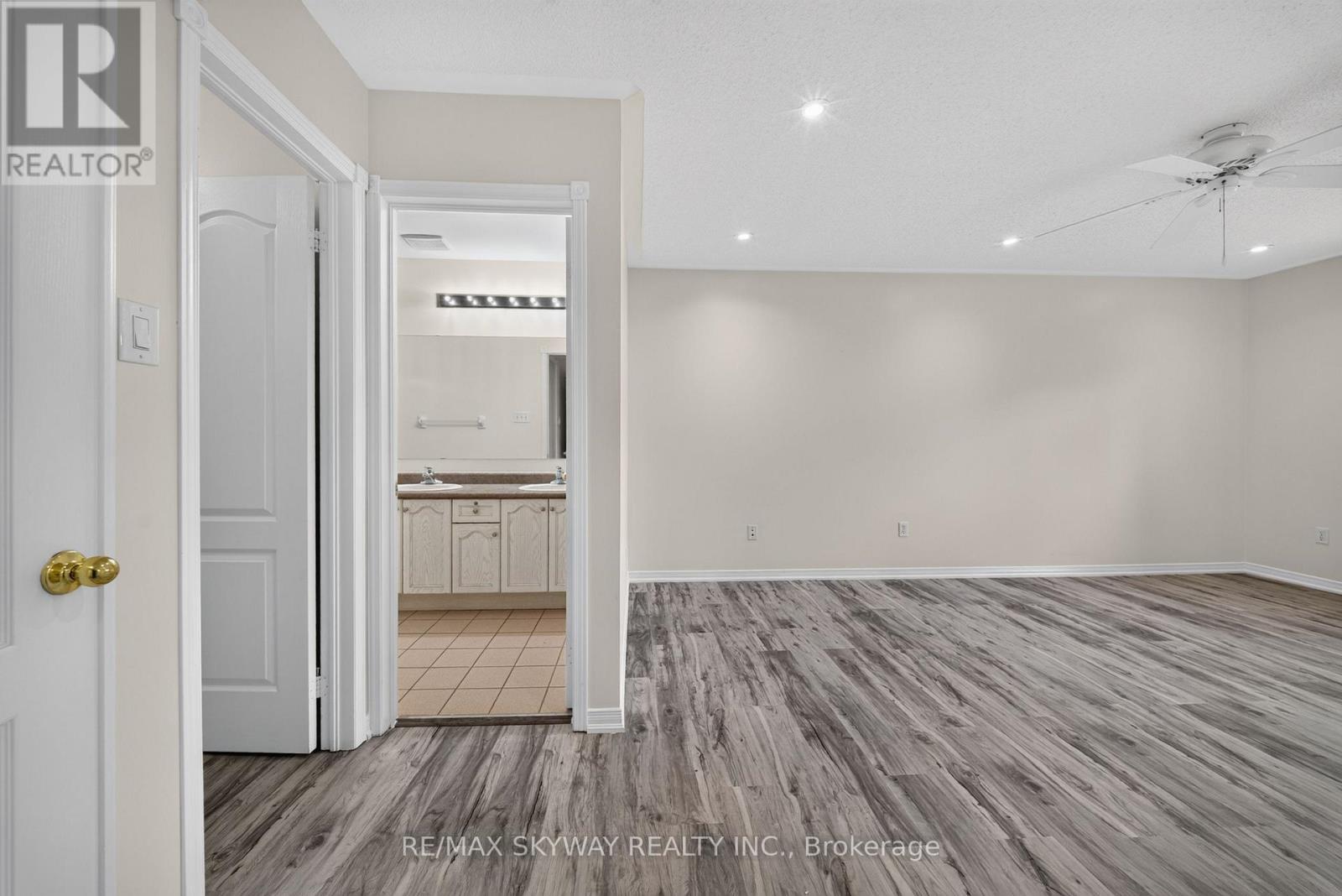7 MADRONNA GARDENS, Brampton (Fletcher's Meadow) — photo 5