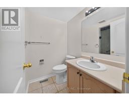 7 Madronna Gardens, Brampton, ON L7A2V5 Photo 27