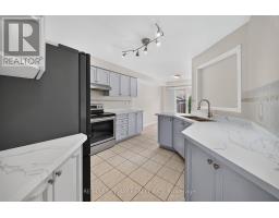 Laundry room - 7 Madronna Gardens, Brampton, ON L7A2V5 Photo 9