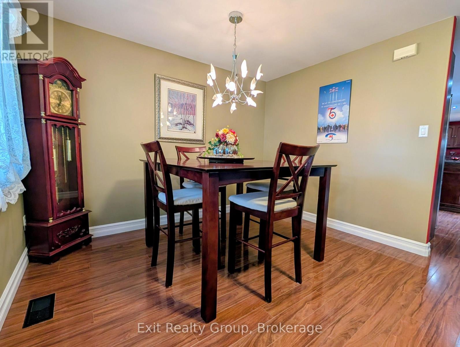 120 PROSPECT HILL, Quinte West (Trenton Ward) — photo 6