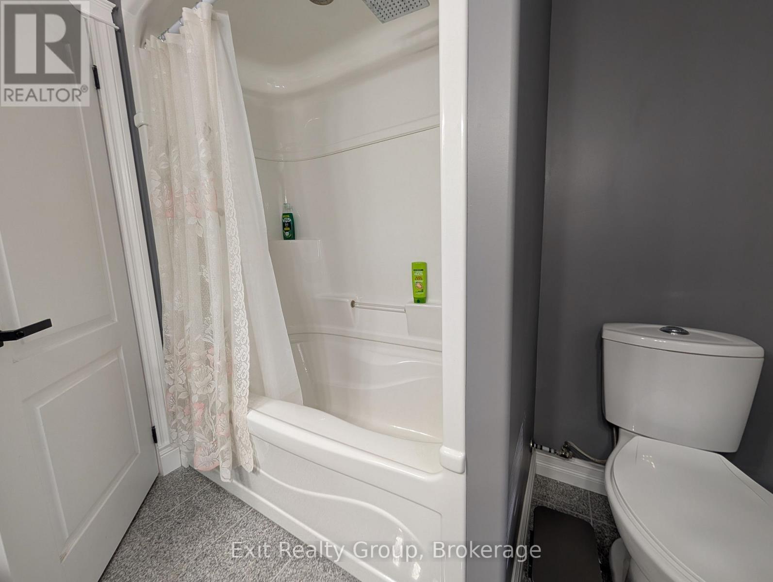 120 PROSPECT HILL - 18