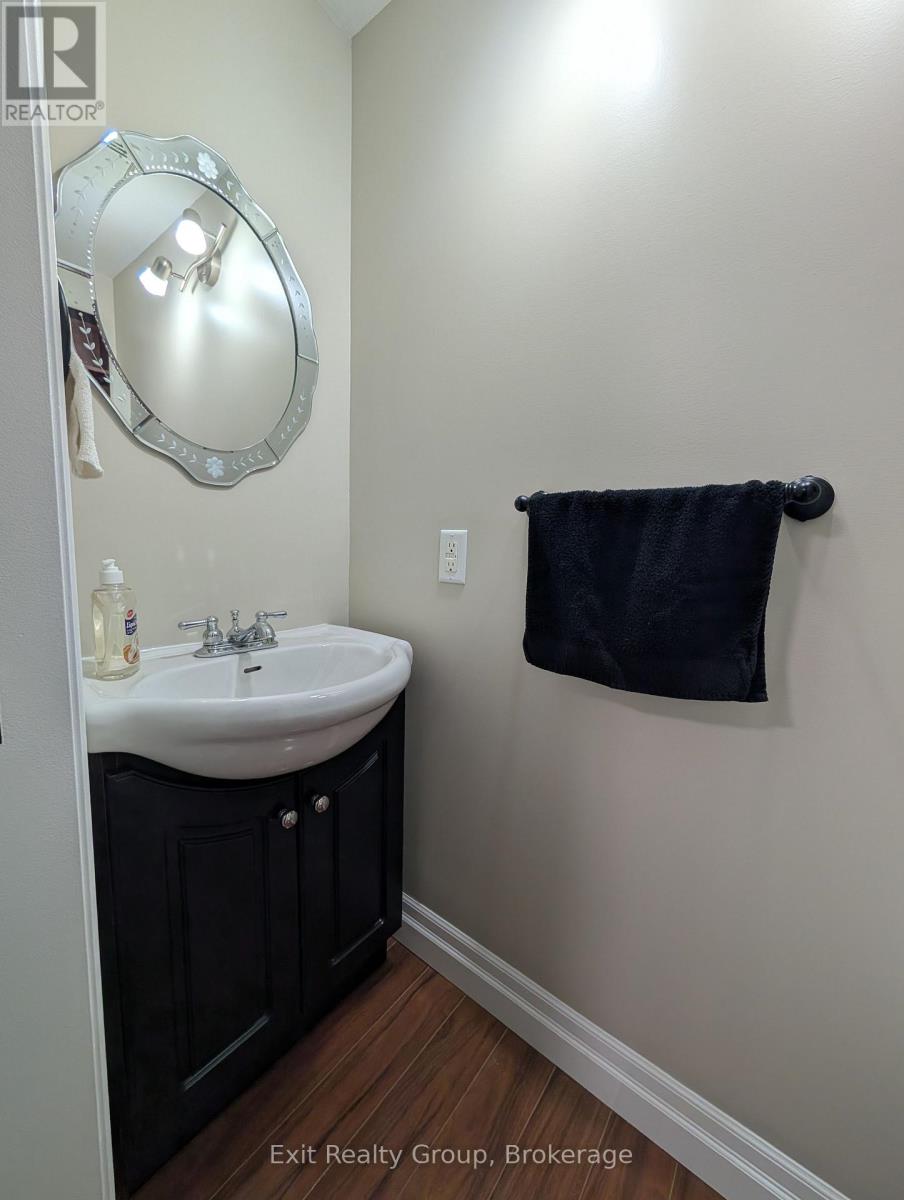 120 PROSPECT HILL - Image 20