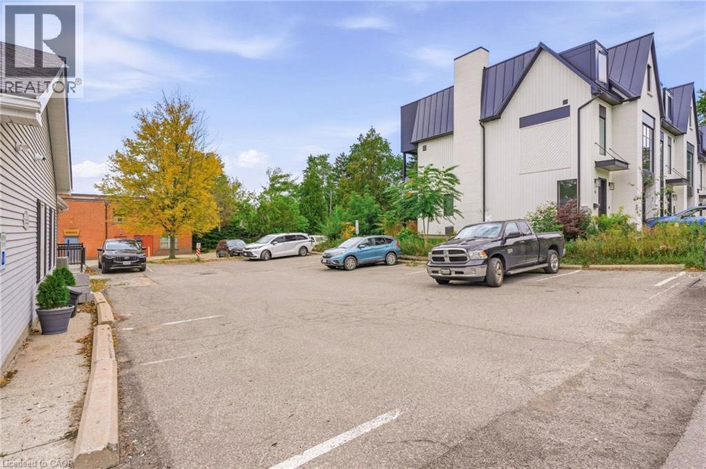 326 WILSON Street E Unit# Room 4, Ancaster — photo 12