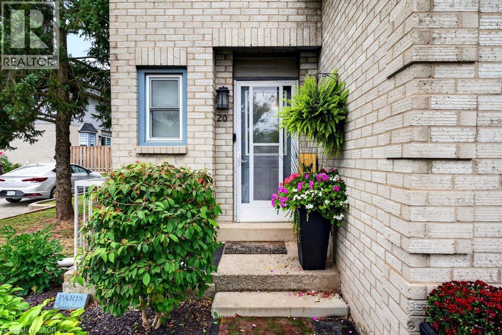 2 ROYALWOOD Court Unit# 20, Stoney Creek — photo 11