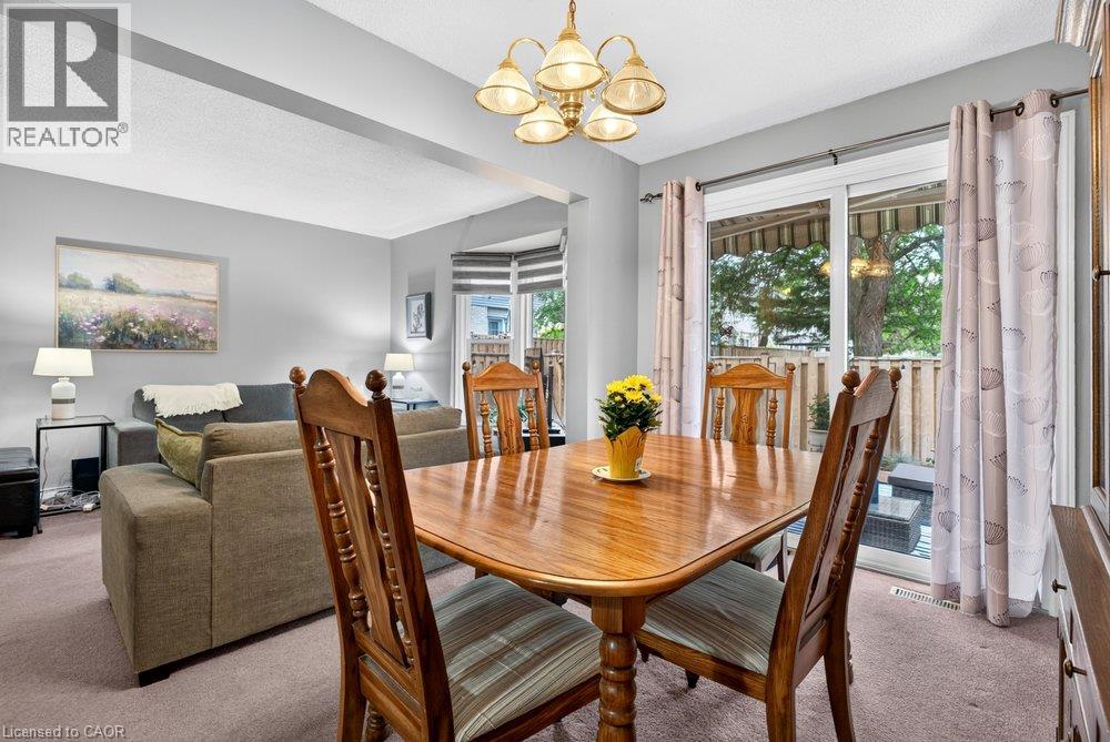 2 ROYALWOOD Court Unit# 20, Stoney Creek — photo 4
