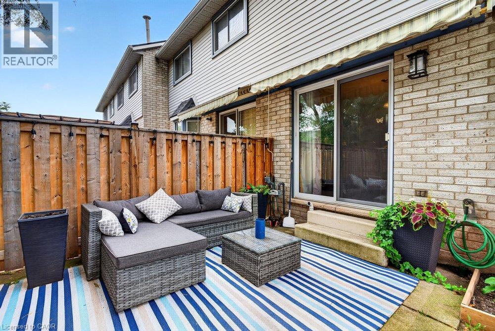 2 ROYALWOOD Court Unit# 20, Stoney Creek — photo 7