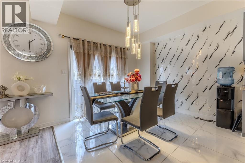 120 VINEBERG Drive Unit# 25, Hamilton — photo 6