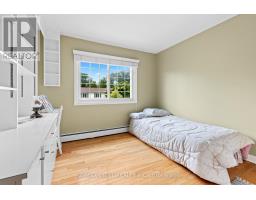 1758 Rhodes Crescent, Ottawa, ON K1H5T2 Photo 15