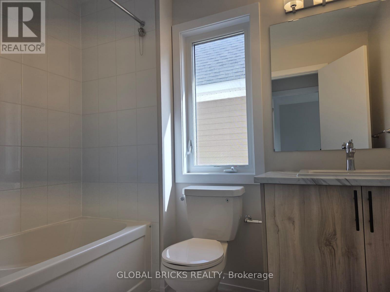524 OLDENBURG AVENUE, Ottawa — photo 7