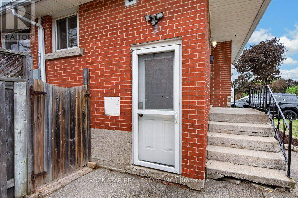 40 CLARENDON AVENUE, Hamilton (Balfour) — photo 28