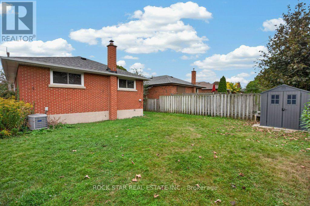 40 CLARENDON AVENUE, Hamilton (Balfour) — photo 40