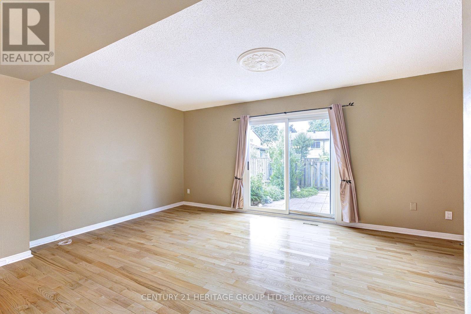 #73 145 RICE AVENUE - 4