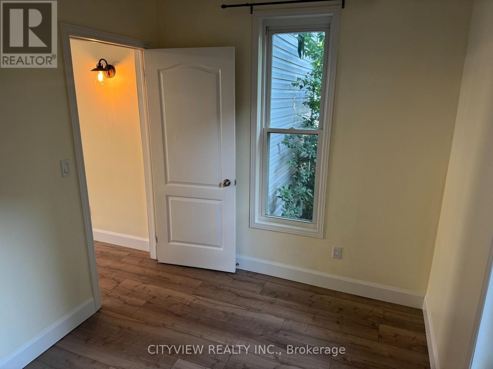 390 GEORGE STREET, Sarnia — photo 7