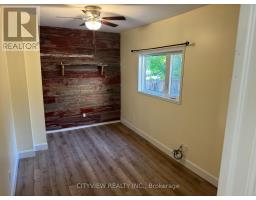 390 George Street, Sarnia, ON N7T4P7 Photo 9