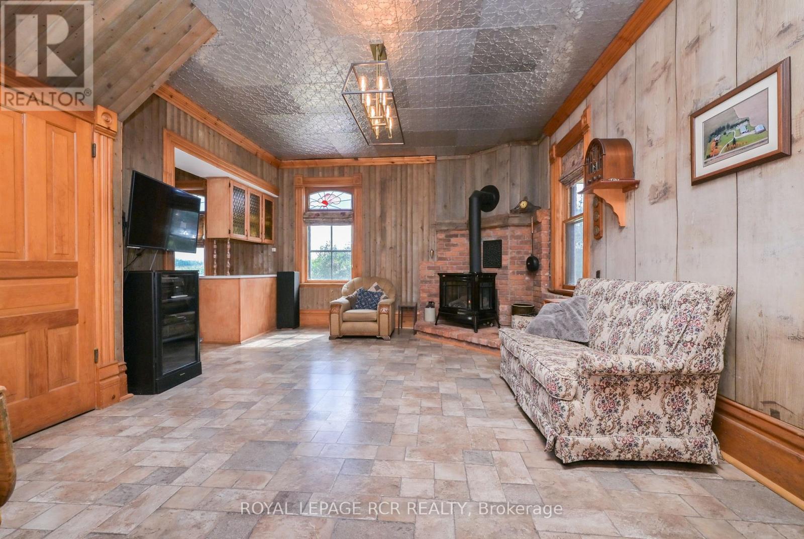 638394 PRINCE OF WALES ROAD - 10