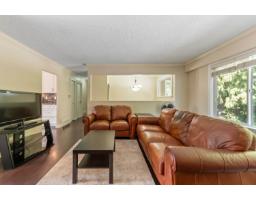4393 206 Street, Langley, BC V3A4Z8 Photo 6