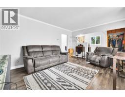 Kitchen - 1658 Arthur, Windsor, ON N8Y3Z3 Photo 9