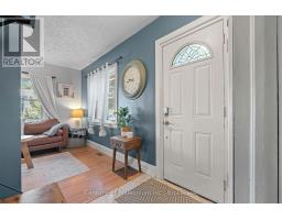 Living room - 1712 5th Avenue W, Owen Sound, ON N4K5B8 Photo 6