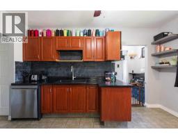 2pc Bathroom - 1178 Queen Street Se, Medicine Hat, AB T1A1B4 Photo 10