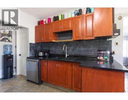 Bedroom - 1178 Queen Street Se, Medicine Hat, AB T1A1B4 Photo 11
