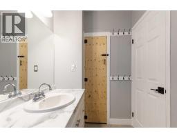 1178 Queen Street Se, Medicine Hat, AB T1A1B4 Photo 21