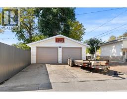 1178 Queen Street Se, Medicine Hat, AB T1A1B4 Photo 34