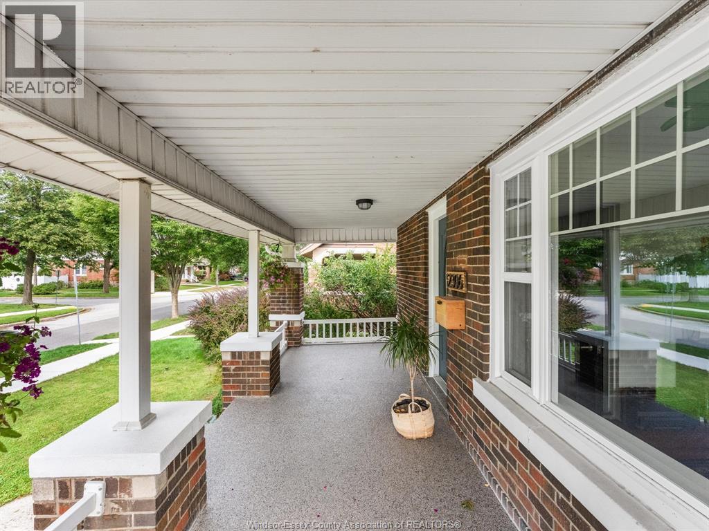 2306 CHILVER ROAD - 3