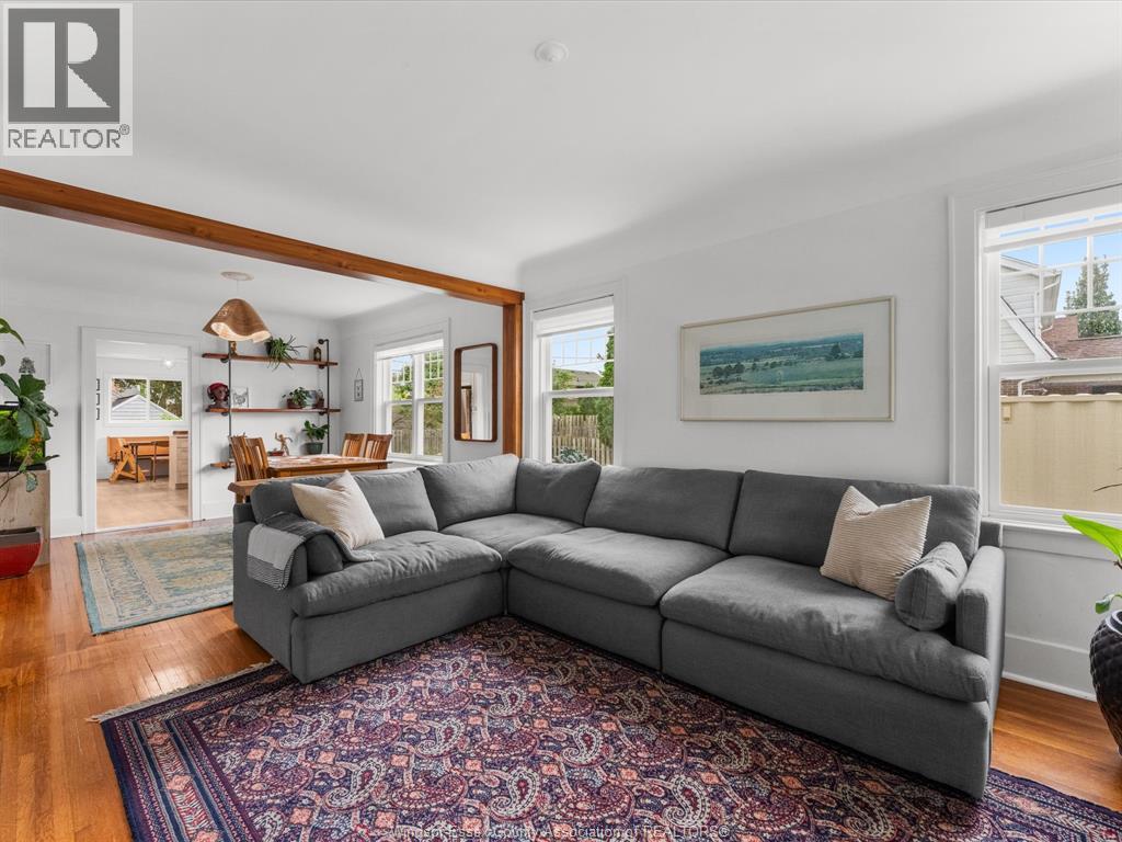 2306 CHILVER ROAD - 4