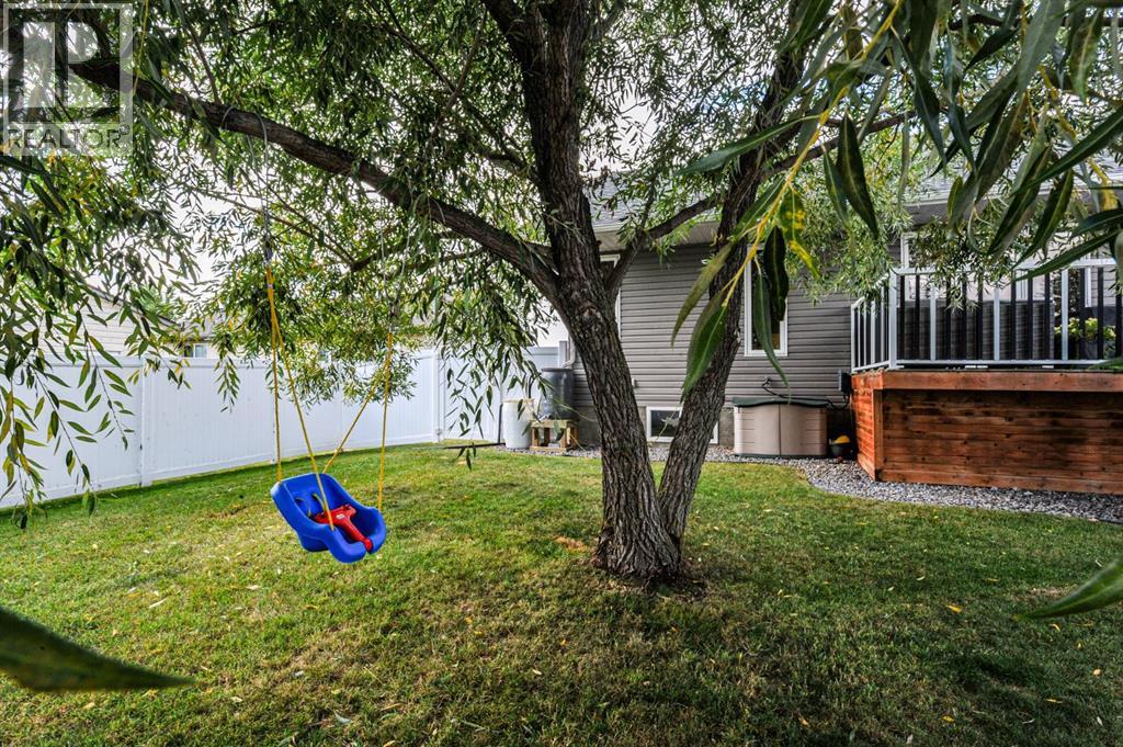 Listing photo – 5005 58 Street, Daysland