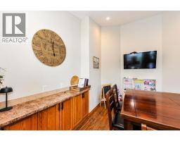 4pc Bathroom - 5005 58 Street, Daysland, AB T0B1A0 Photo 13