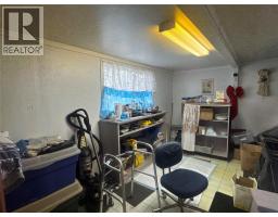 Kitchen - 230 Rockport Place, Tumbler Ridge, BC V0C2W0 Photo 6