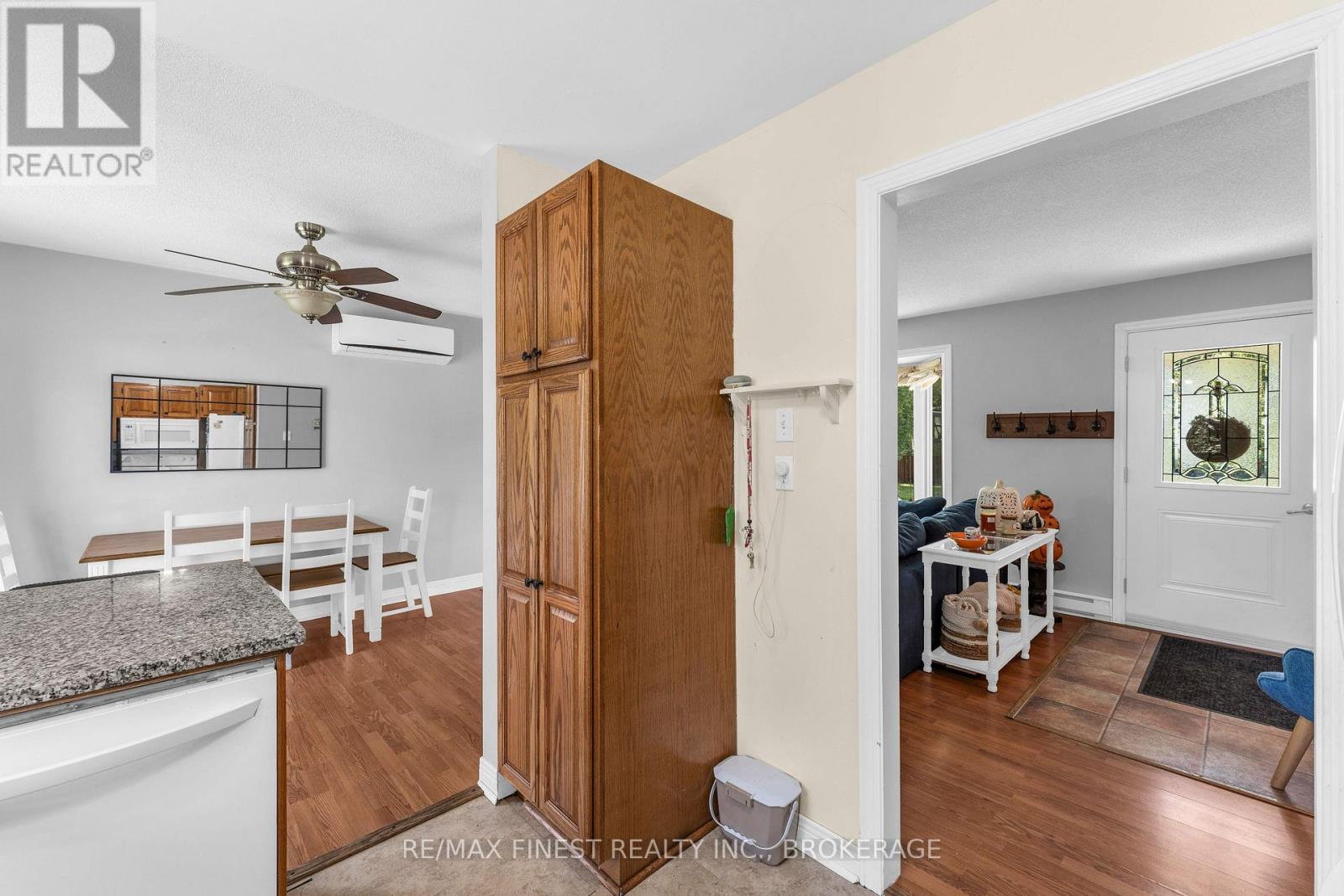 23 WILLIAM STREET - Image 13