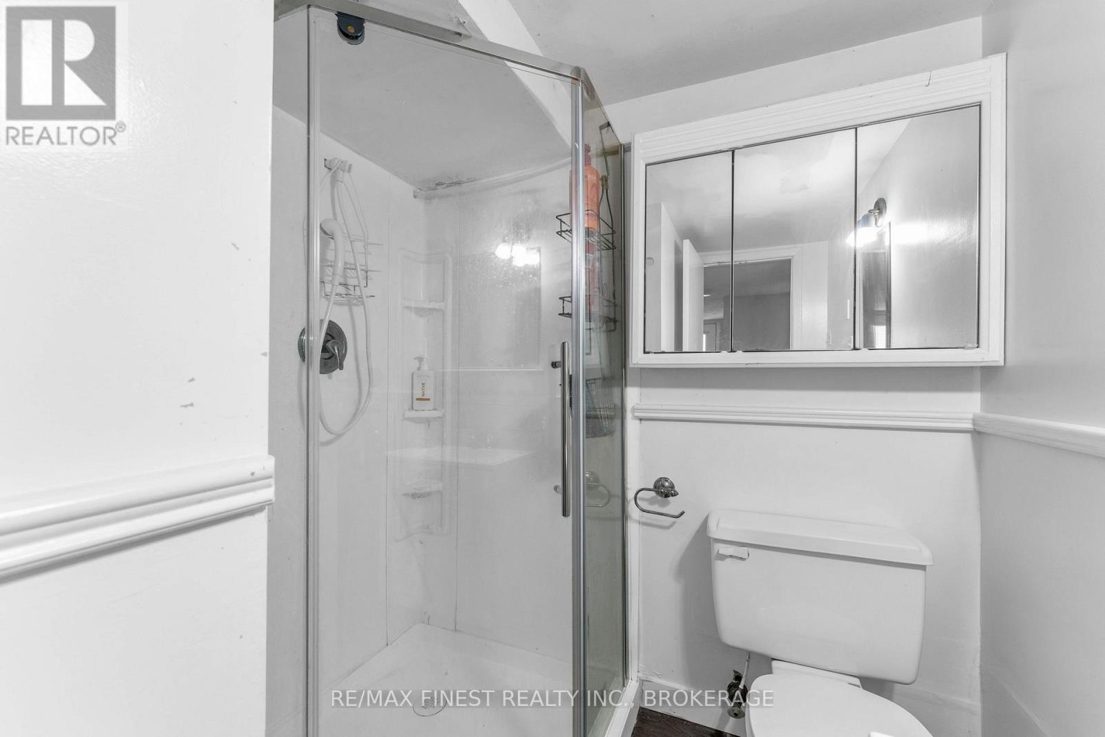 23 WILLIAM STREET - Image 33