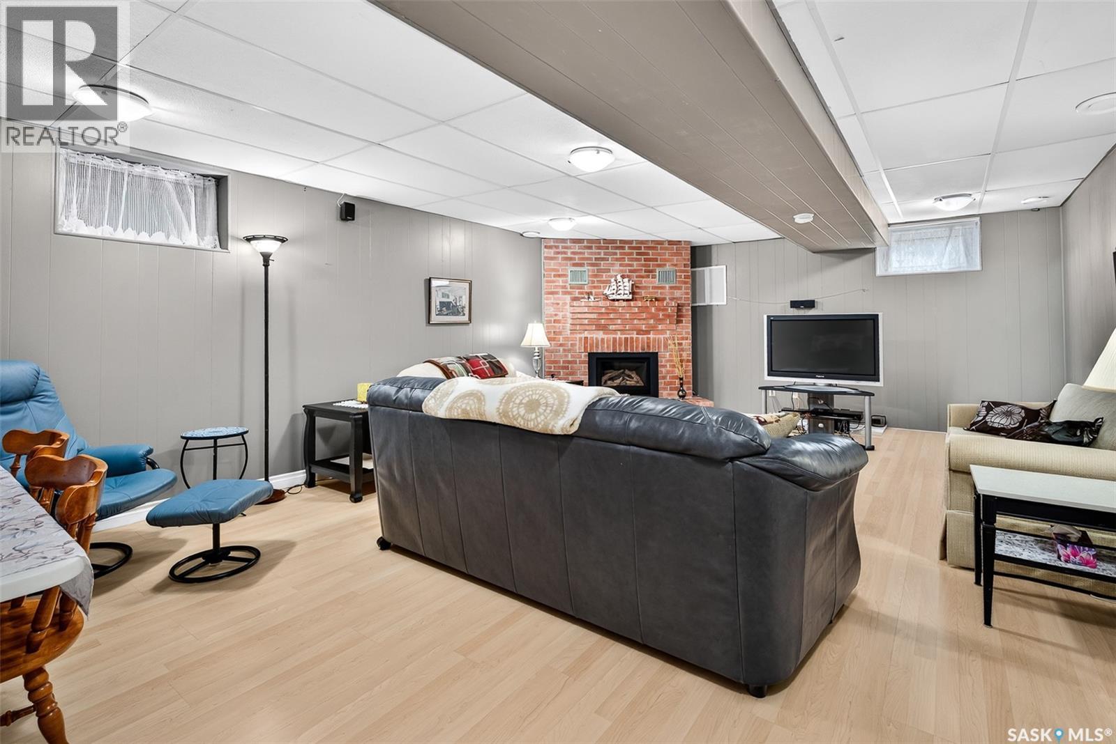 1225 Grafton AVENUE - Image 45