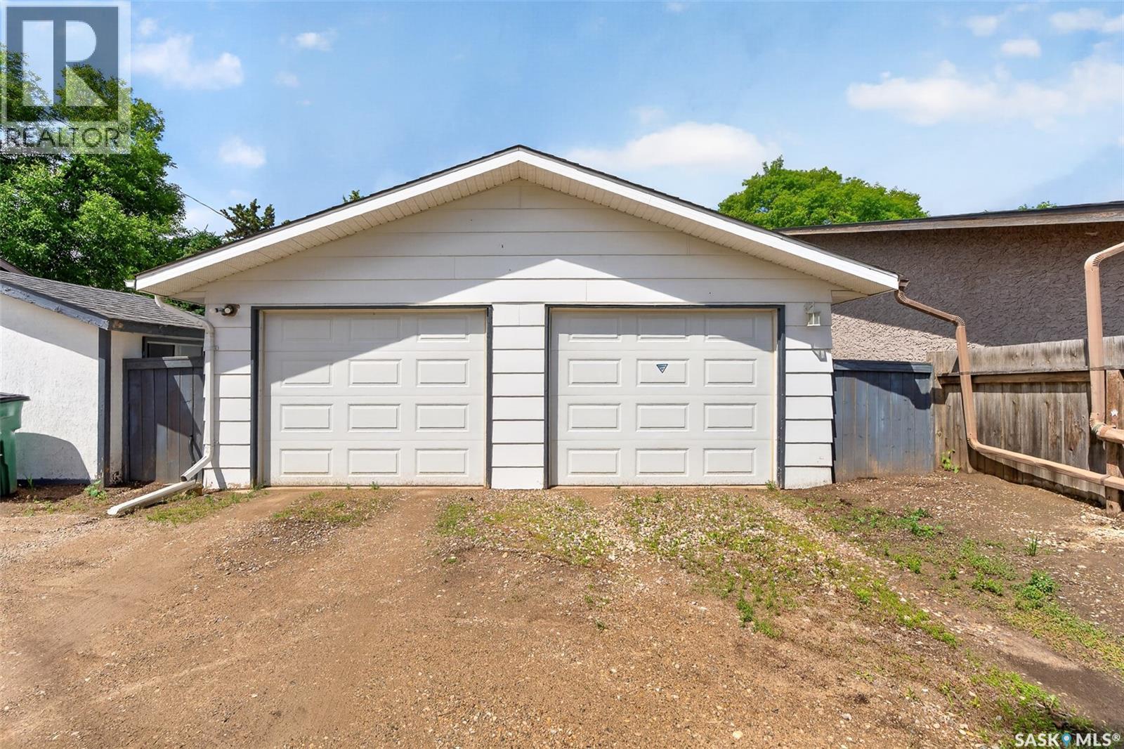 1225 Grafton AVENUE - Image 73
