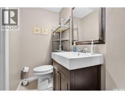 1225 Grafton Avenue, Moose Jaw, SK S6H3S7 Photo 44