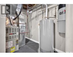 1225 Grafton Avenue, Moose Jaw, SK S6H3S7 Photo 53