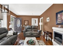 Bedroom - 1225 Grafton Avenue, Moose Jaw, SK S6H3S7 Photo 6